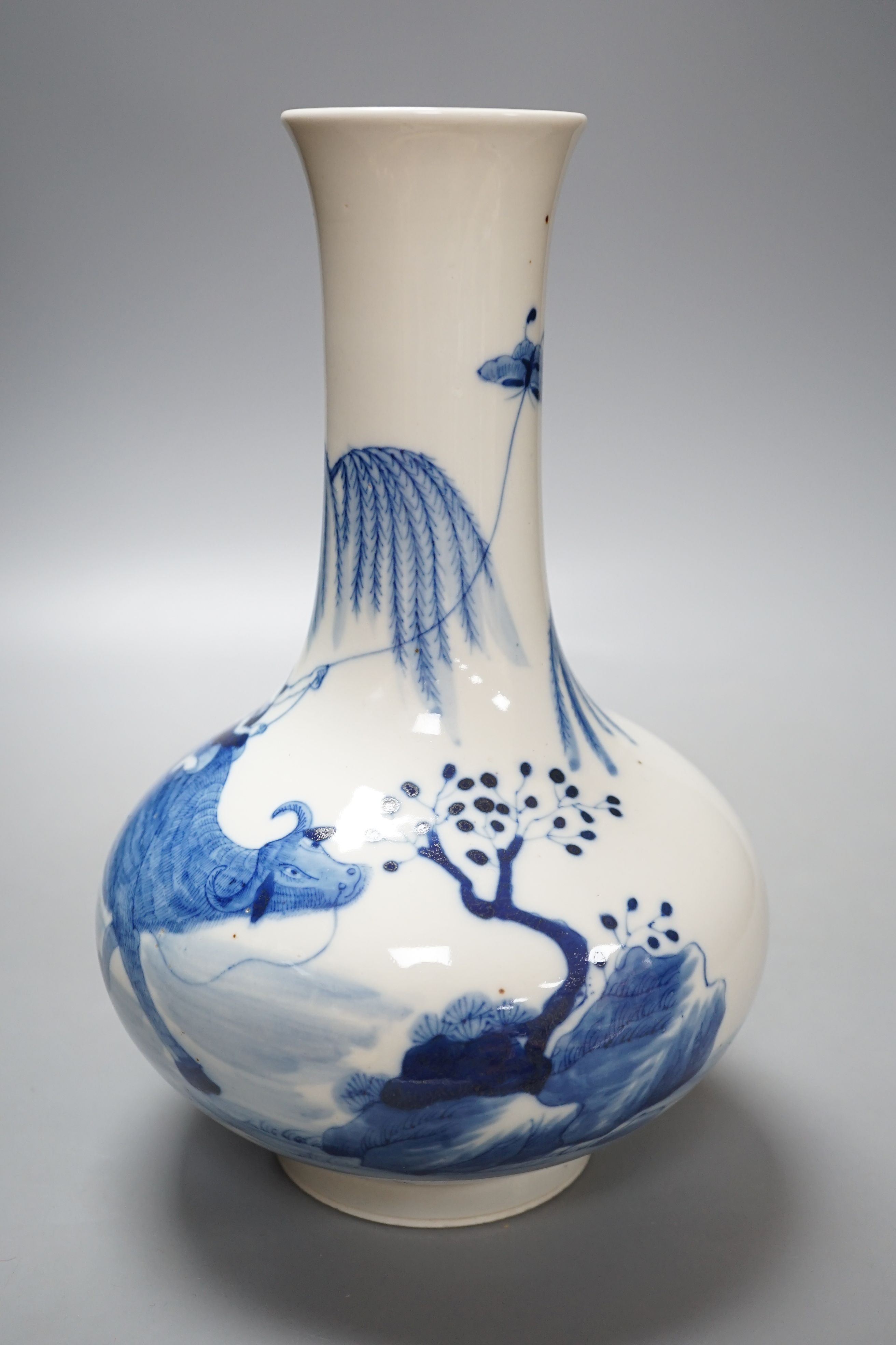 A Chinese blue and white glazed porcelain bottle vase - 27cm tall